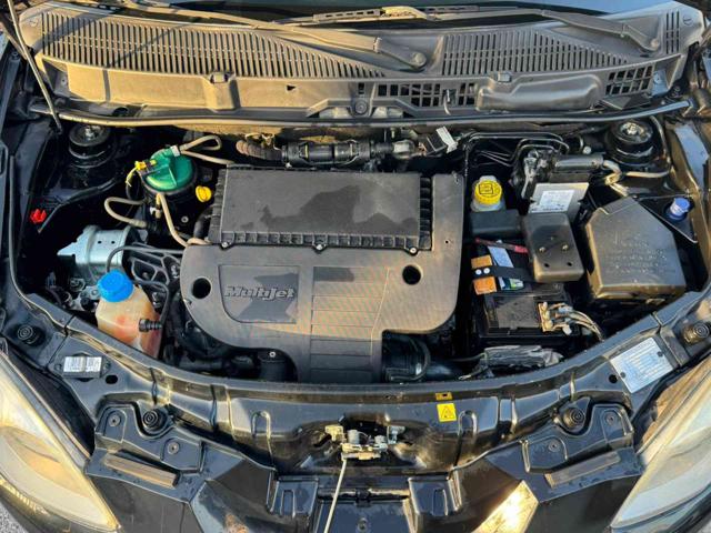 LANCIA Ypsilon usata, con USB