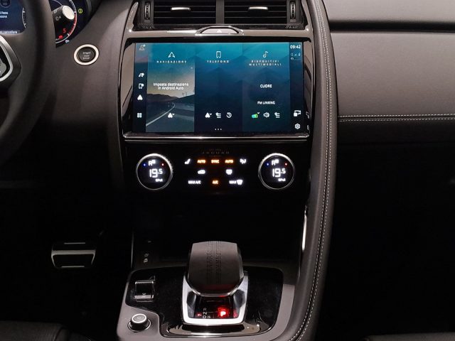 JAGUAR E-Pace usata, con Controllo trazione