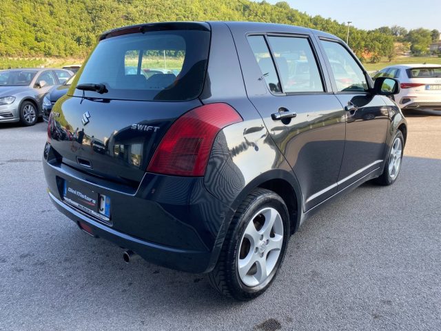 SUZUKI Swift usata, con Alzacristalli elettrici