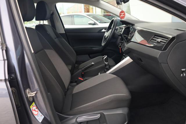 VOLKSWAGEN Taigo usata, con Controllo automatico clima