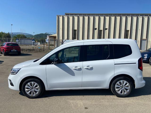 RENAULT Kangoo usata 23