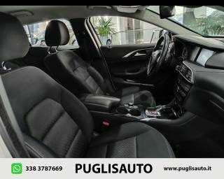 INFINITI Q30 usata, con Servosterzo