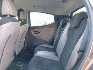 LANCIA Ypsilon usata, con USB