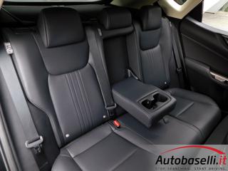 LEXUS NX 300h usata, con Carica per smartphone a induzione