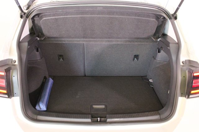 VOLKSWAGEN T-Cross usata, con ESP