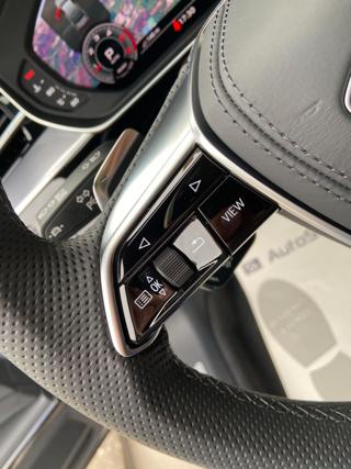 AUDI A8 usata, con Telecamera per parcheggio assistito