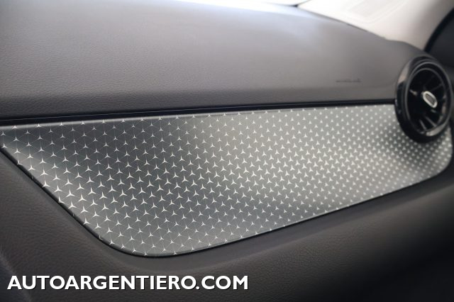 MERCEDES-BENZ GLA 180 usata, con Fendinebbia