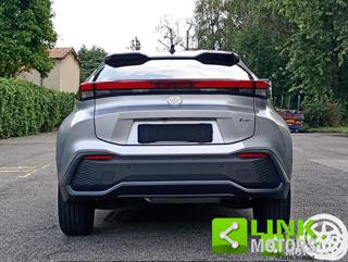 TOYOTA C-HR usata 8