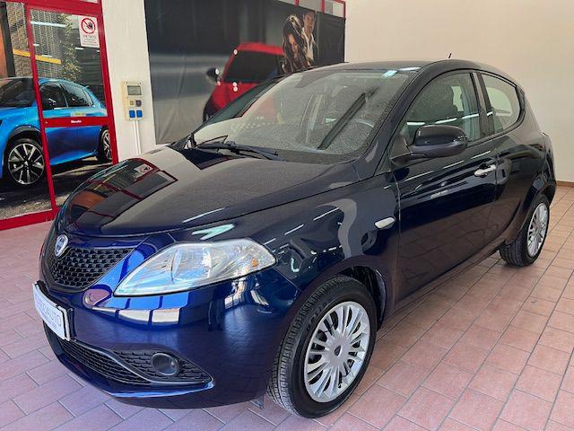 LANCIA Ypsilon usata, con ABS