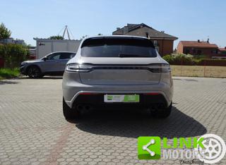 PORSCHE Macan usata, con Gancio traino