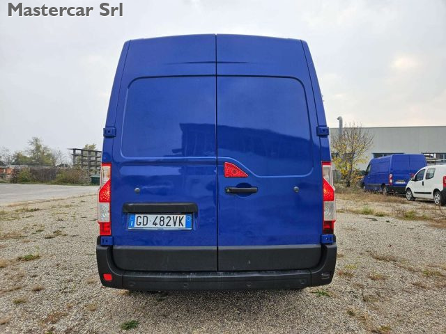 OPEL Movano usata, con Autoradio