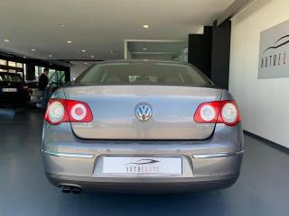 VOLKSWAGEN Passat usata, con Boardcomputer