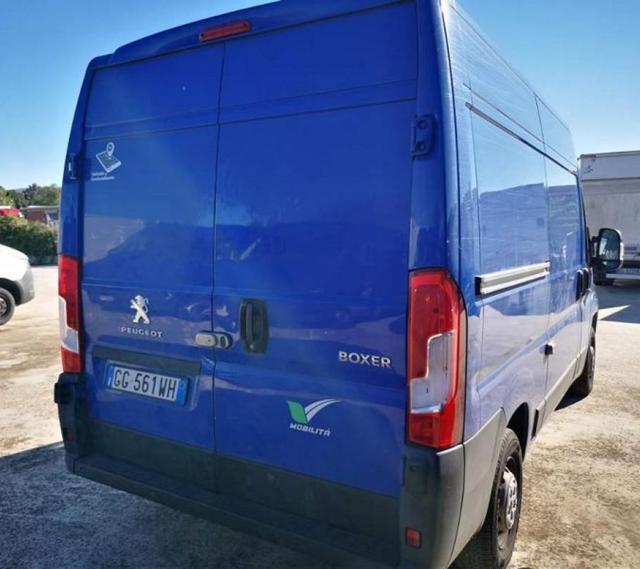 PEUGEOT Boxer usata, con Autoradio