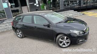 PEUGEOT 308 usata, con Volante multifunzione
