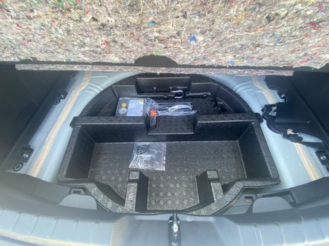 TOYOTA Yaris usata 29