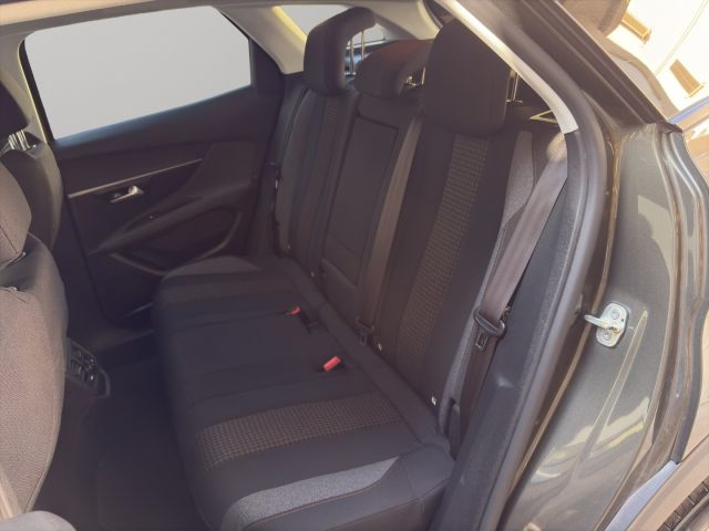 PEUGEOT 3008 usata, con Specchietti laterali elettrici