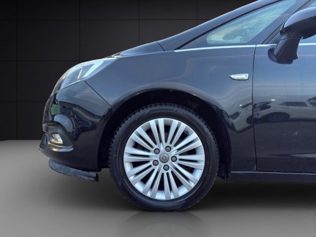 OPEL Zafira usata, con Sensori di parcheggio posteriori
