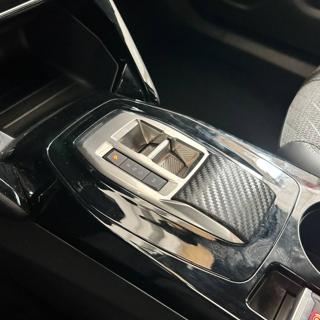 PEUGEOT 2008 usata, con Fari LED