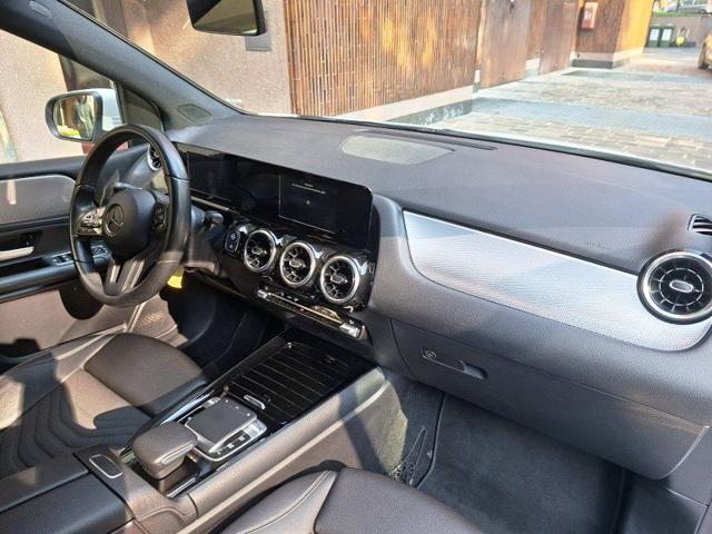 MERCEDES-BENZ B 180 usata, con Telecamera per parcheggio assistito