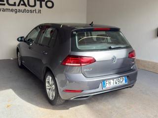 VOLKSWAGEN Golf usata, con Autoradio