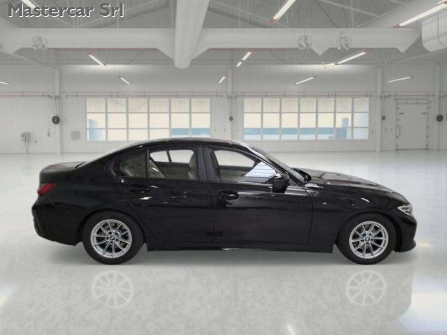 BMW 320 usata, con Alzacristalli elettrici