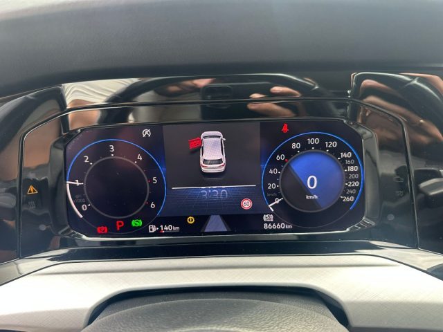 VOLKSWAGEN Golf usata, con Boardcomputer