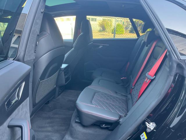 AUDI Q8 usata, con Park Distance Control