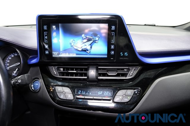 TOYOTA C-HR usata, con Autoradio digitale