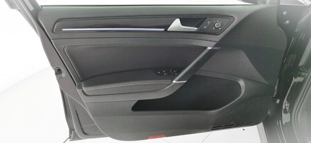 VOLKSWAGEN Golf R usata 53