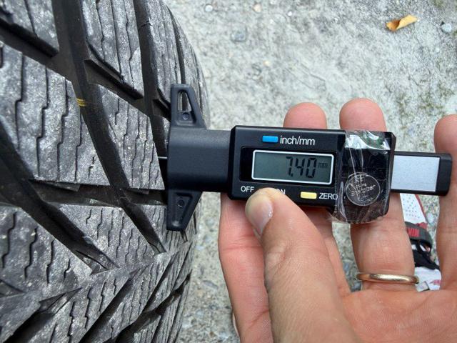 VOLVO XC60 usata, con Pneumatici estivi