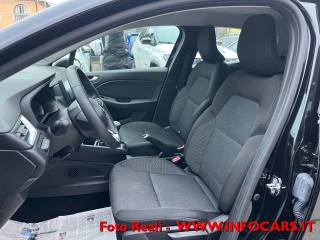 RENAULT Clio usata, con Alzacristalli elettrici