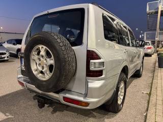 MITSUBISHI Pajero usata, con Autoradio
