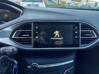 PEUGEOT 308 usata, con Boardcomputer