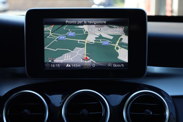 MERCEDES-BENZ C 220 usata, con Sedile posteriore sdoppiato