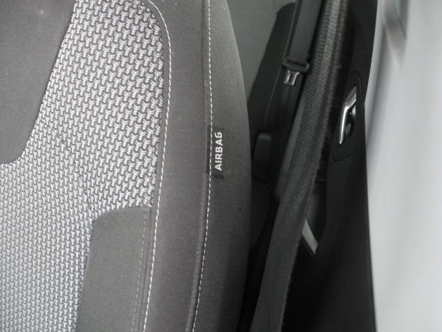 OPEL Grandland X usata, con Apple CarPlay