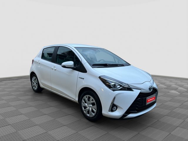 TOYOTA Yaris usata 2