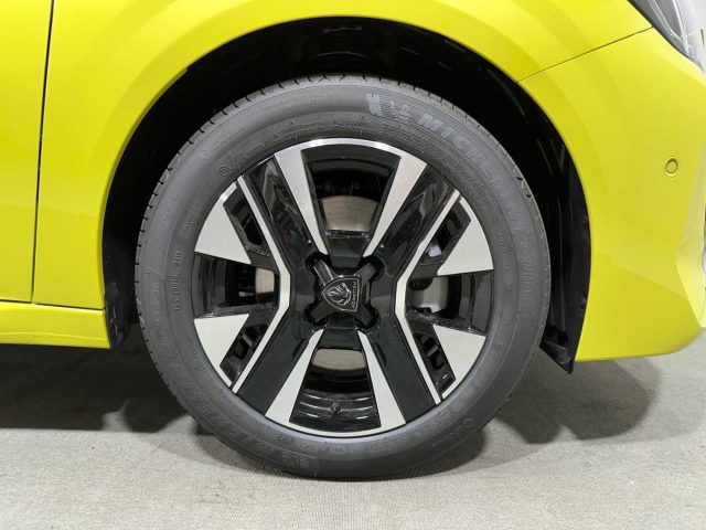 PEUGEOT 208 usata, con ESP