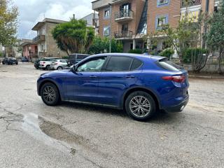 ALFA ROMEO Stelvio usata, con Alzacristalli elettrici