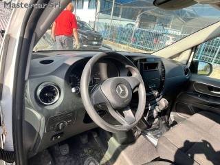 MERCEDES-BENZ Vito usata 12