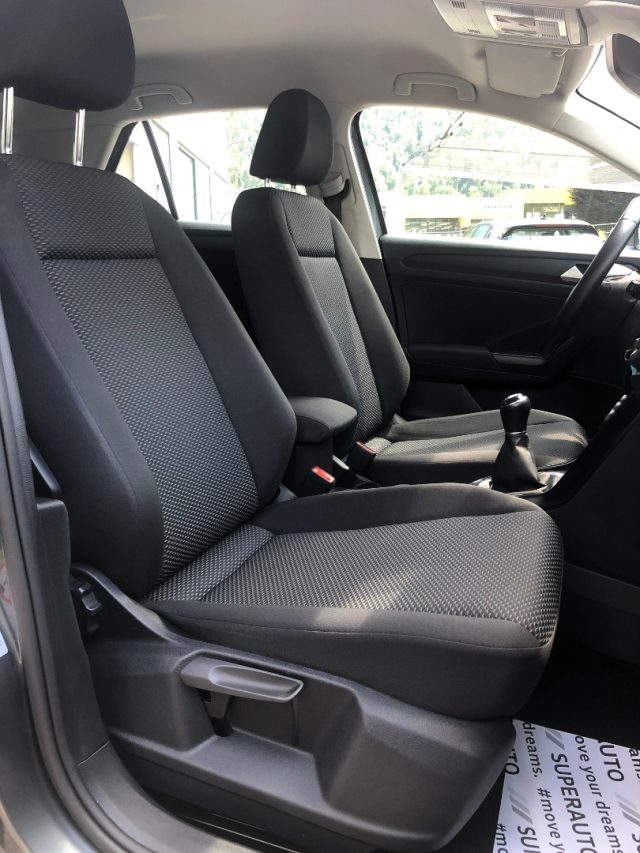 VOLKSWAGEN T-Roc usata, con Sensori di parcheggio posteriori