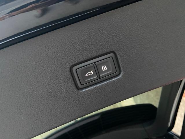 AUDI Q8 usata, con Airbag posteriore