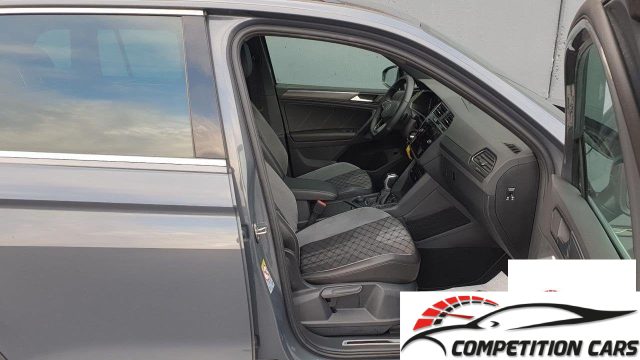 VOLKSWAGEN Tiguan usata, con Autoradio