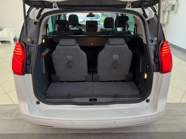 PEUGEOT 5008 usata, con Climatizzatore