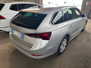 SKODA Octavia usata, con Fari Xenon
