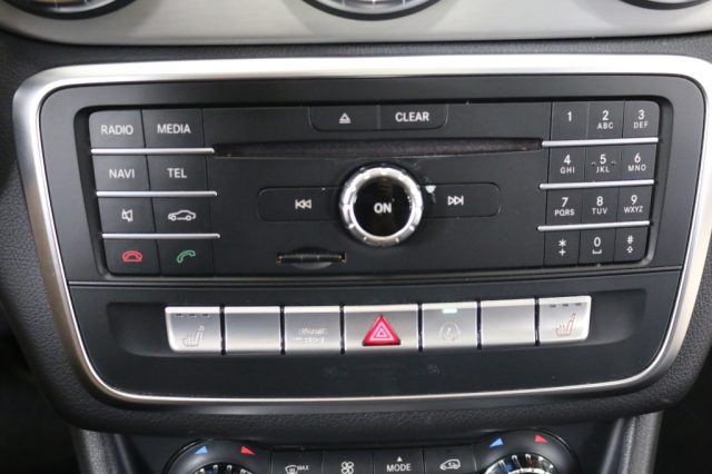 MERCEDES-BENZ CLA 200 usata, con Fari LED