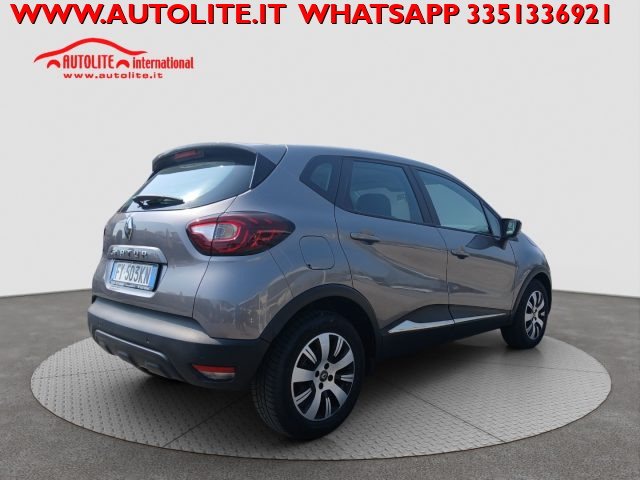 RENAULT Captur usata, con Autoradio