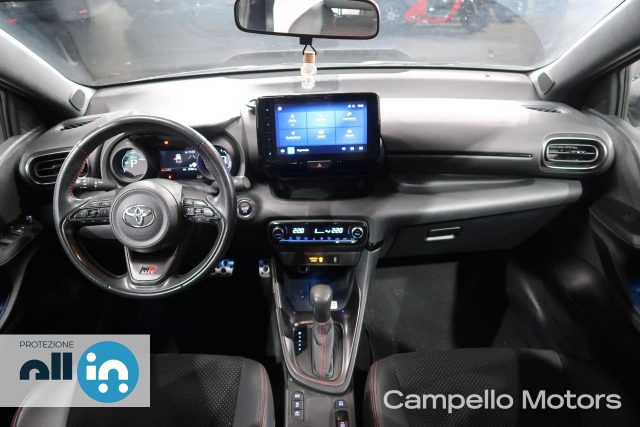 TOYOTA Yaris usata 6