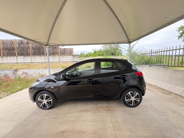 MAZDA 2 usata, con Chiusura centralizzata