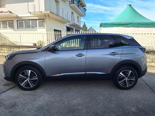 PEUGEOT 3008 usata, con Autoradio