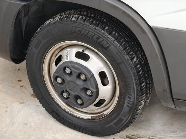 IVECO Daily usata, con Servosterzo